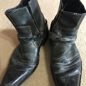 Steve Madden distressed boots